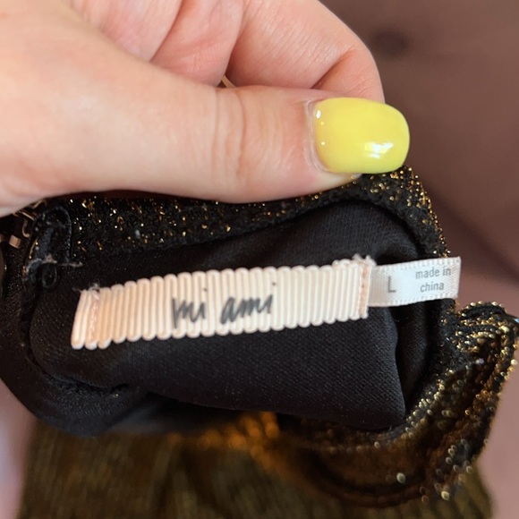 FRANCESCA’S BLACK & GOLD GLITTER DRESS ✨ - Picture 5 of 5